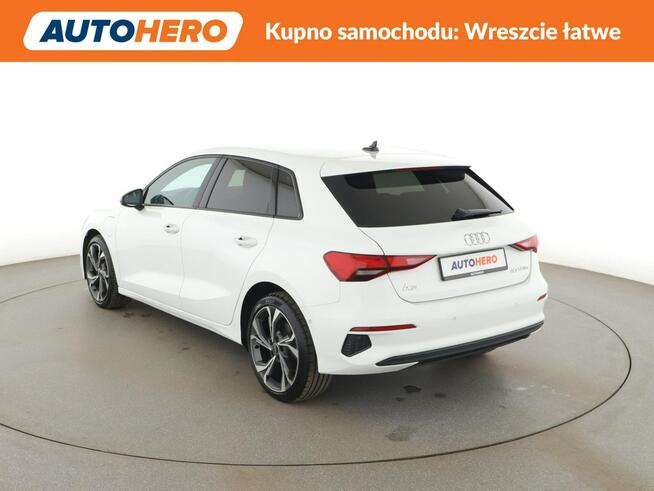 Audi A3 FV23% PHEV full LED virtual cocpit czujniki parkowania grzane fotele