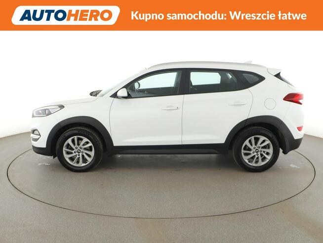 Hyundai Tucson 1.6 Benzyna Klimatyzacja Nawigacja Tempomat Grzane Fotele Kamera LED