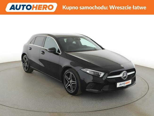 Mercedes A 200 automat półskóra full LED virtuale navi grzane fotele czujniki parkowa