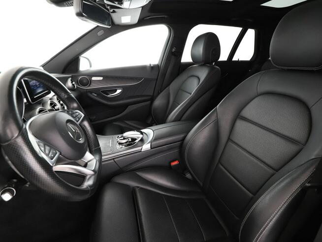 Mercedes C 180 C180 Automat AMG Line Panorama Navi Tempomat Grzane Fotele Kamera LED
