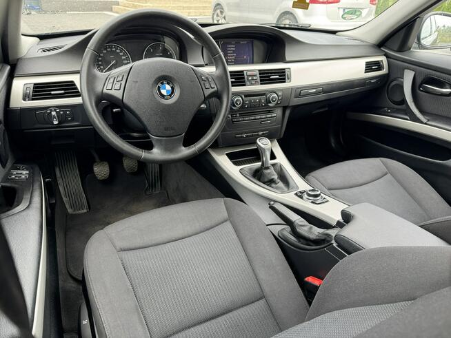 BMW 318 GWARANCJA*Nowy rozrząd!*XENON*Nawigacja*Klimatronik*Multifunkcja*PDC*