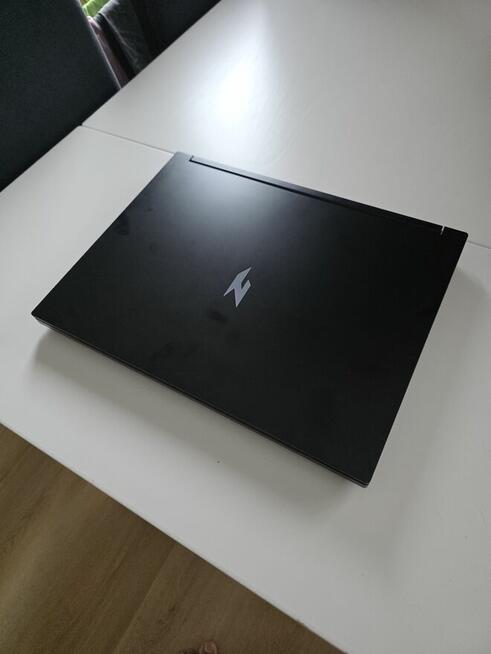 laptop Acer Nitro V 16