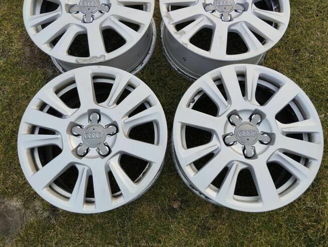 Felgi Audi 16 5x112 7J ET42 A6 A4 A3 4F0-025CF komplet