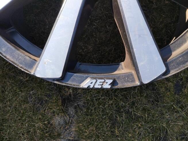 Felgi AEZ 18 5x108 8J ET45 Ford Renault Volvo 67mm Komplet