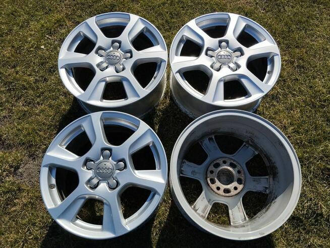 Felgi Audi 16 5x112 7J ET46 8K0-025M komplet 66,6mm