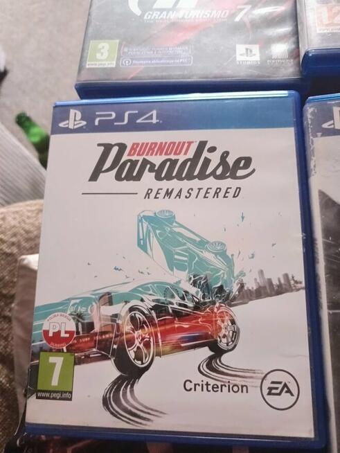 Sprzedam gry na PS4