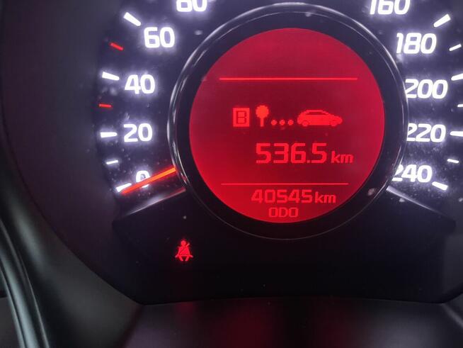 1.6 benzyna 40 tys km przebieg
