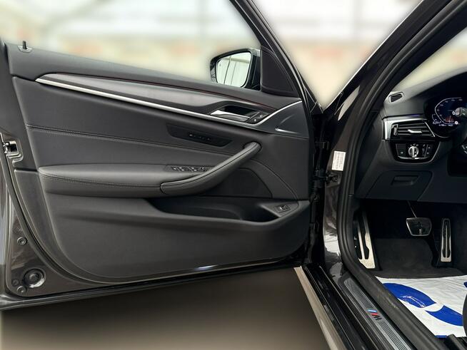 BMW 520 2,0 d(190 KM) xDrive + pakiet sportowy M Salon PL F-Vat