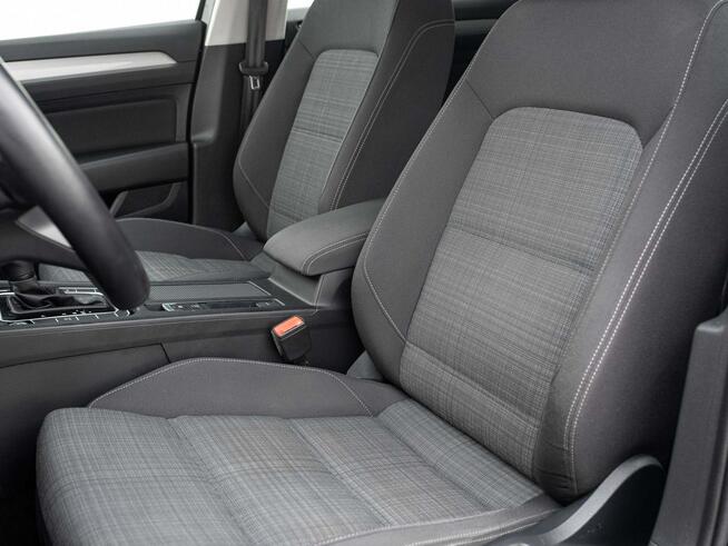 Volkswagen Passat WE2J806#2.0 TDI Business DSG Podgrz.f K.cof LED Salon PL VAT23%