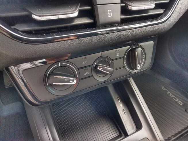 Škoda Scala 1.0 TSI 115km essence tempomat led lane assist gwarancja fv23%
