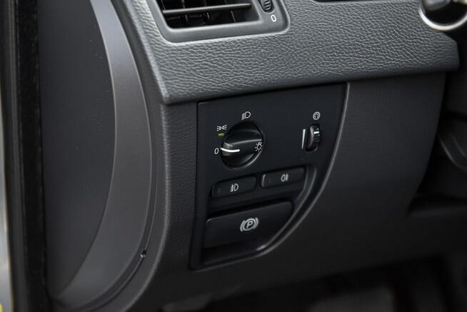 Volvo XC90 R 3.2B 238PS Navi Skóra Xenon Kamera Serwis Full Opcja