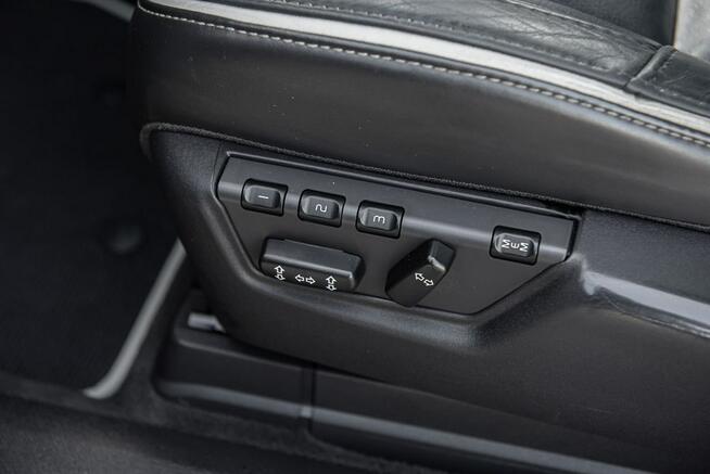 Volvo XC90 R 3.2B 238PS Navi Skóra Xenon Kamera Serwis Full Opcja
