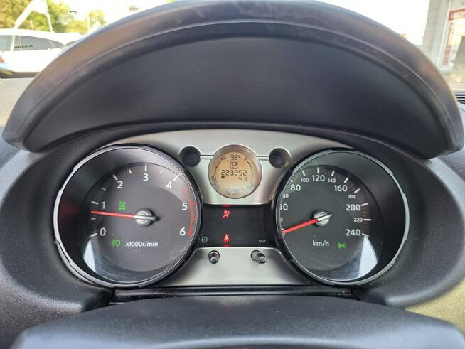 Nissan Qashqai 2.0 DCI 150 KM, 4x4, Bluetooth, Klimatyzacja, Isofix, Panorama, Alu
