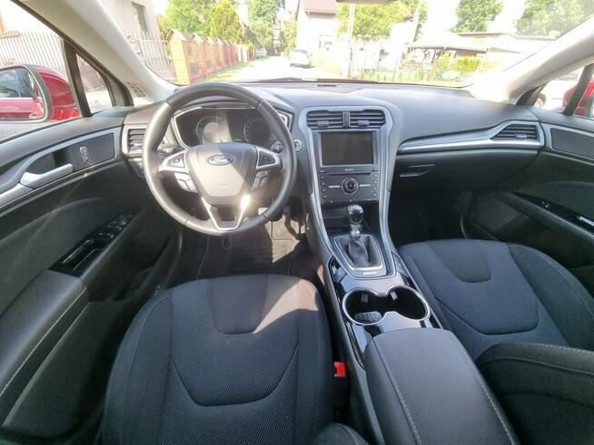 Ford Mondeo 2.0TDCI Titanium / Ruby red / Kamera / 2xPDC / Super Stan / Serwis ASO