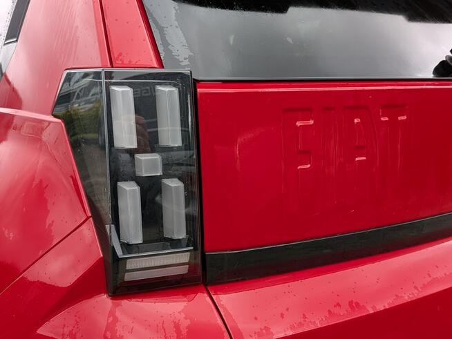 Fiat Grande Panda RED 1.2T 6M/T 100KM La Prima + pakiet zimowy