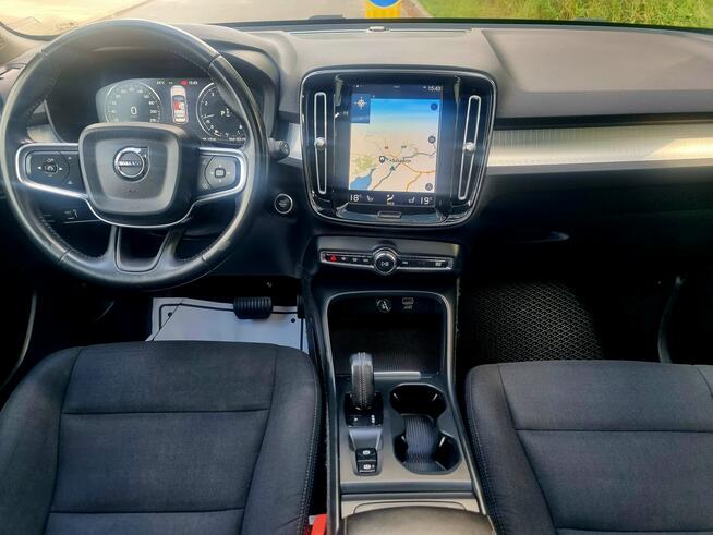 Volvo XC 40 Full LED Serwis Automat Navi ACC Parktronic Panorama Gwarancja!