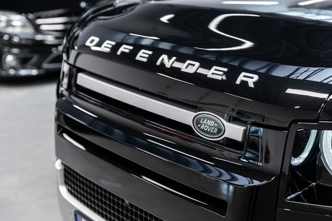 Land Rover Defender 3.0D 250KM. Gwarancja 07.2030. Pneumatyka, Hak. Katalogowo 446 tys. zł