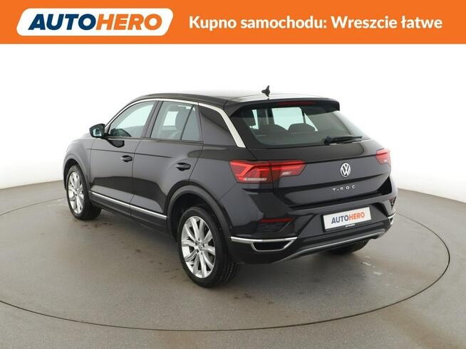 Volkswagen T-Roc matrix LED virtual cocpit klima auto kamera i czujniki parkowania el.