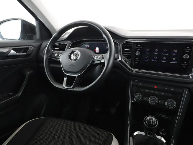 Volkswagen T-Roc matrix LED virtual cocpit klima auto kamera i czujniki parkowania el.
