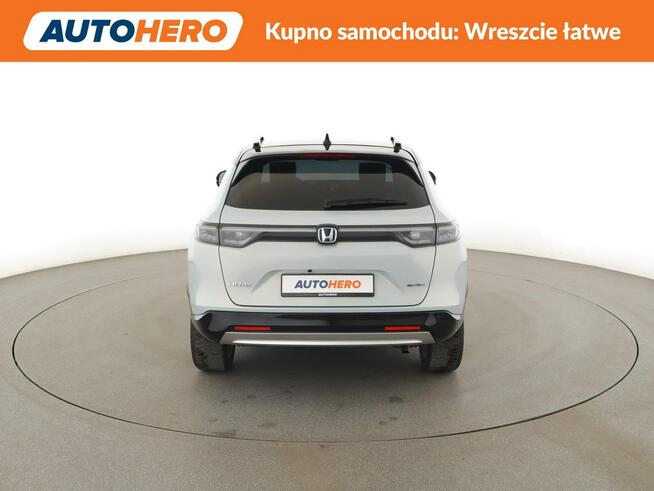 Honda HR-V HEV automat full LED virtual cocpit navi kamery klima auto grzane fote