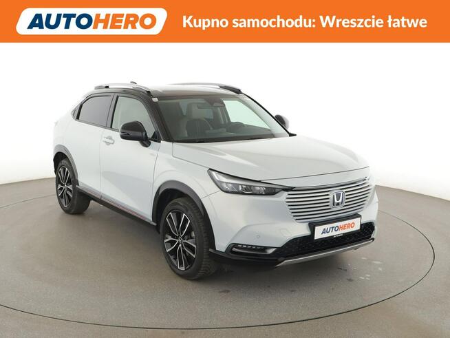 Honda HR-V HEV automat full LED virtual cocpit navi kamery klima auto grzane fote