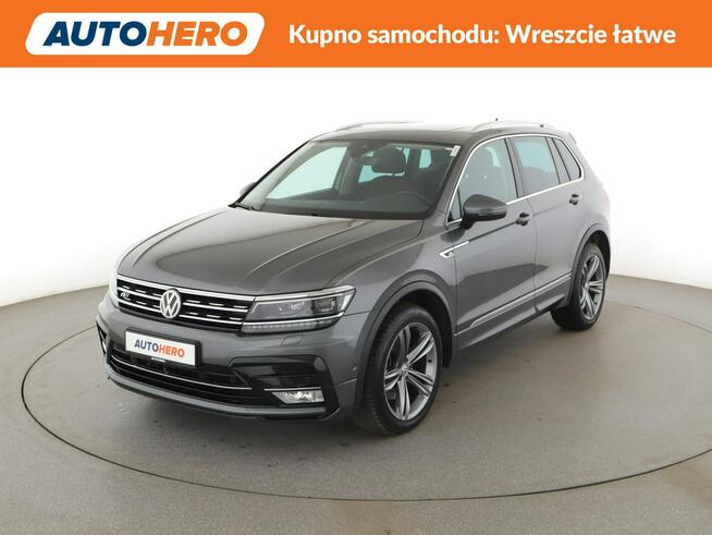 Volkswagen Tiguan R-Line 4x4 DSG matrix LED panorama virtual cocpit navi grzane fotele k