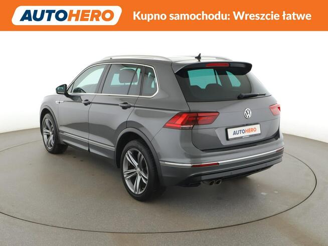 Volkswagen Tiguan R-Line 4x4 DSG matrix LED panorama virtual cocpit navi grzane fotele k