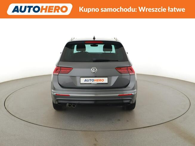 Volkswagen Tiguan R-Line 4x4 DSG matrix LED panorama virtual cocpit navi grzane fotele k