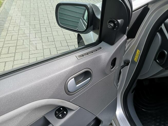 Ford Fiesta 1.4 16v 80 KM Klima Elektryka ALlu GHIA Nowy rozrząd