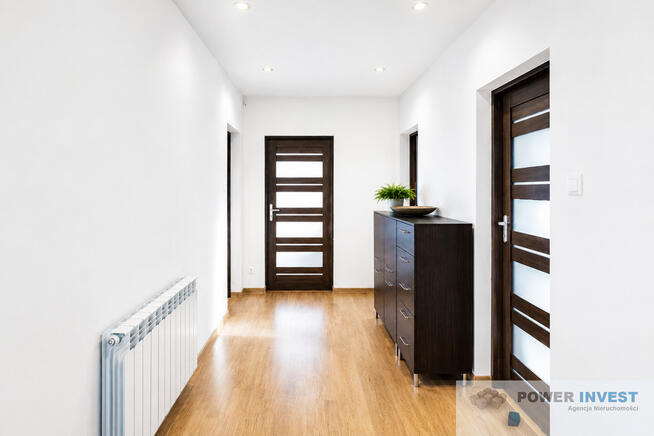 Świetna lokalizacja! Dom 170 m², działka 15a!