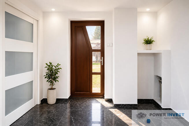 Świetna lokalizacja! Dom 170 m², działka 15a!