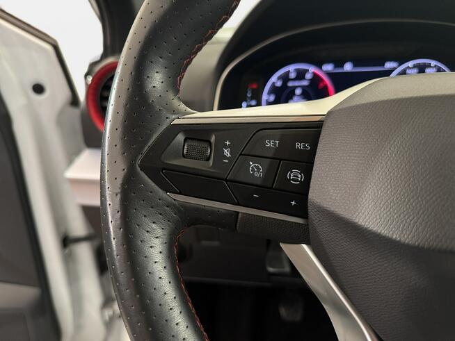 Seat Arona VAT 23% FR 1.0TSI 110KM M6 2022/2023 r., salon PL, I właściciel