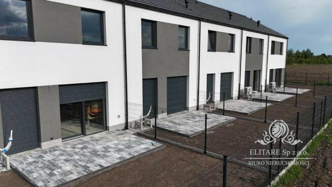DOM szereg środkowy 102,50m2 z działką 148m2m2, Iwiny Siechnice