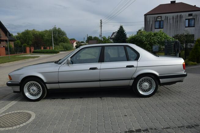 BMW 730 3.0 V8 1992r Zadbana Bez Korozji Wszystko Sprawne