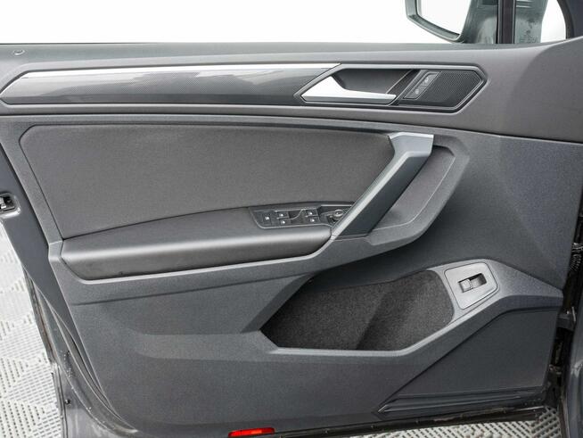 Volkswagen Tiguan WE4X021#2.0TSI Elegance 4Motio DSG Podgrz.f kier szyba Salon PL VAT23%