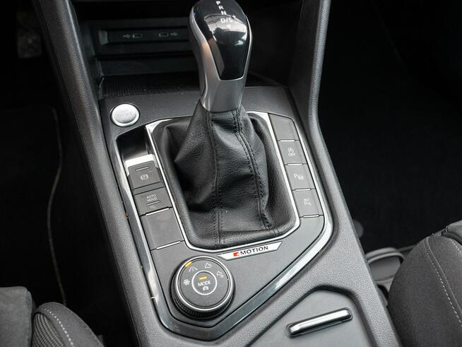 Volkswagen Tiguan WE4X021#2.0TSI Elegance 4Motio DSG Podgrz.f kier szyba Salon PL VAT23%