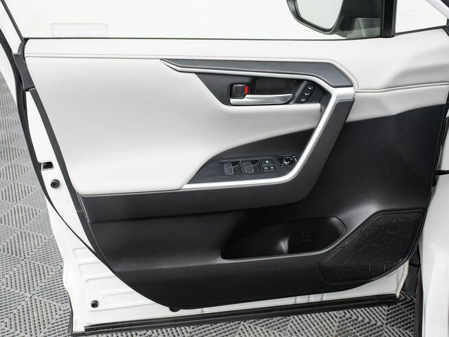 Toyota RAV-4 WN5502N#2.5 HYBRID EXECUTIVE Podgrz. I wentyl.f Salon PL VAT23