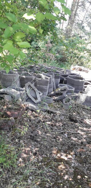 BETONOWE KORYTKA SCIEKOWE, KWIETNIKI - WYPRZEDAZ, 50 %