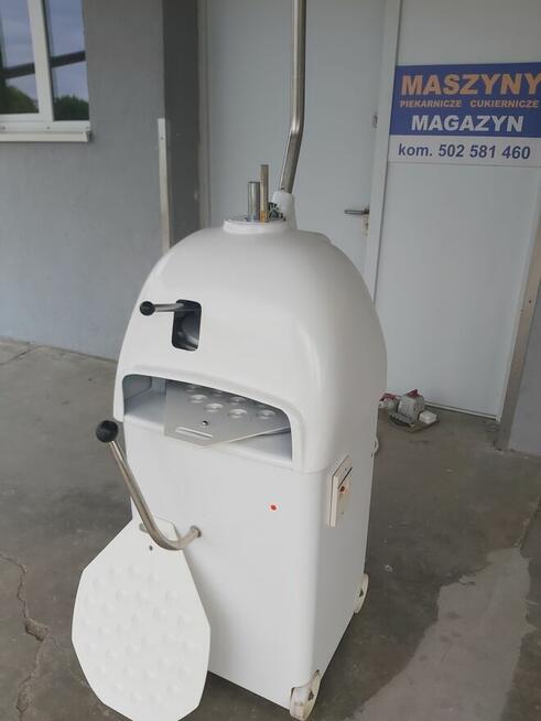 Dzielarka do bułek 120 g firmy JEREMY, po remoncie. Piekarnia