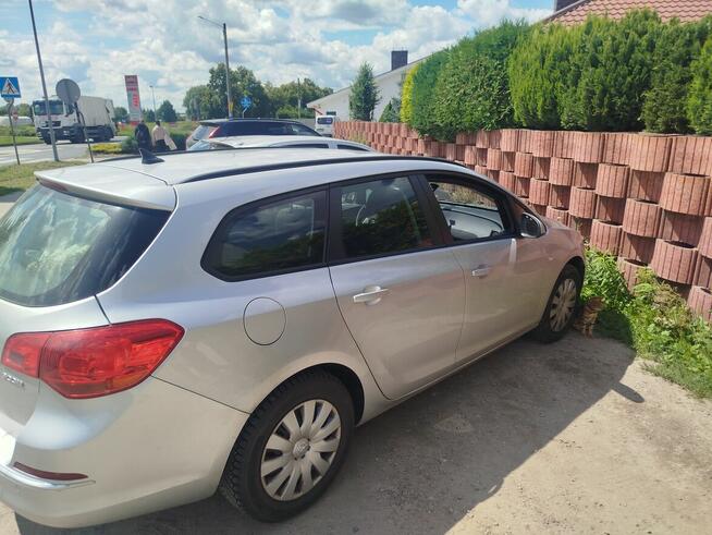 Opel Astra Kombi Sports Tourer 2015 1.6 diesel