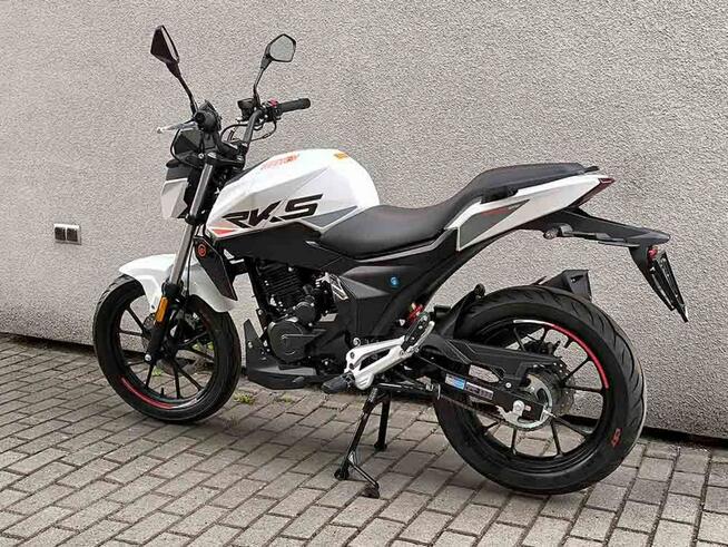 Keeway RKS 125 Keeway RKS 125cc naked Na kategorię A1 / B Dostawa pod dom