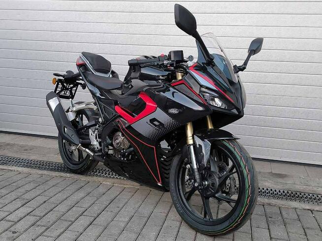 QJMOTOR SRK 125R QJMOTOR SRK125R 15KM ABS Dostawa pod dom Raty 0%