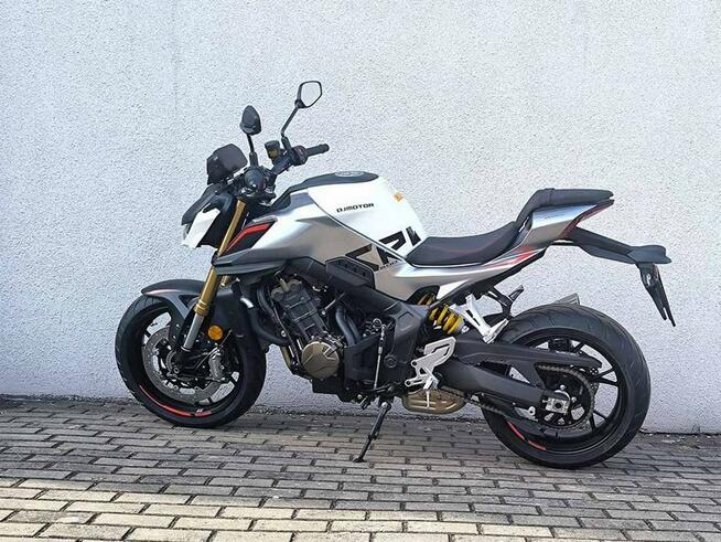 QJMOTOR SRK 800 QJMotor SRK800 Naked 95KM ABS Sport Dostawa pod dom Rata już od 439zł