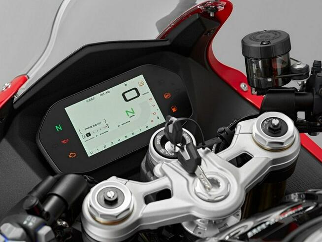 QJMOTOR SRK 800RR QJMotor SRK 800RR 102KM ABS Sport Dostawa pod dom Rata już od 484