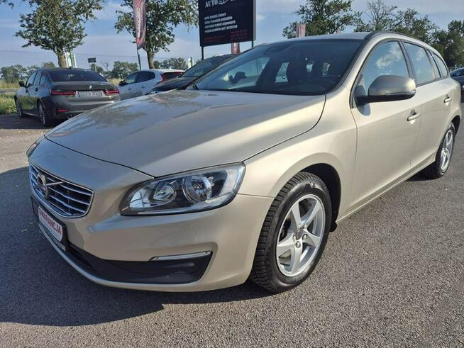 Volvo V60 D2 2.0D 120KM