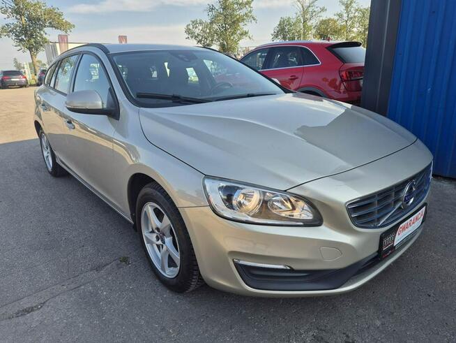 Volvo V60 D2 2.0D 120KM