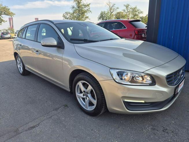 Volvo V60 D2 2.0D 120KM
