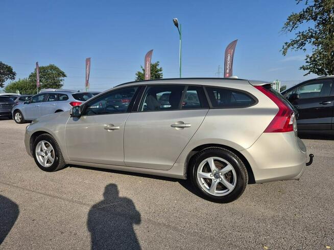 Volvo V60 D2 2.0D 120KM