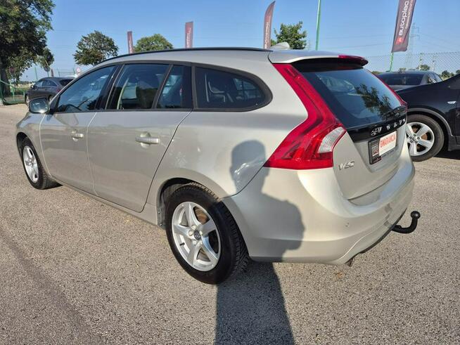 Volvo V60 D2 2.0D 120KM