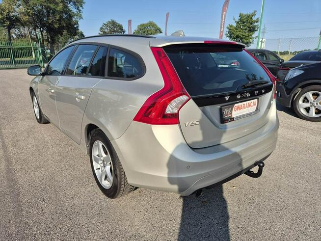 Volvo V60 D2 2.0D 120KM